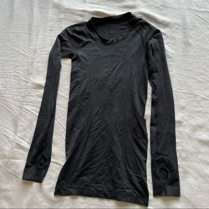 Lululemon swiftly tech long sleeve crew size 2